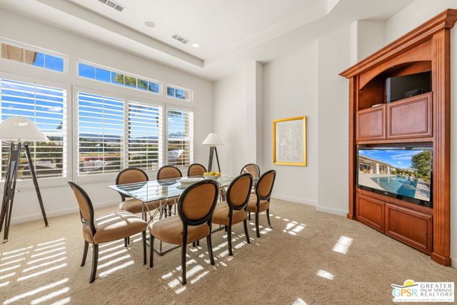 38 Calle Del Norte, Rancho Mirage CA: https://media.crmls.org/mediaz/7304ada1-8586-4f99-9fbe-b40926087ef0.jpg