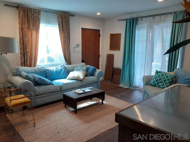 4671 Pt Loma Ave