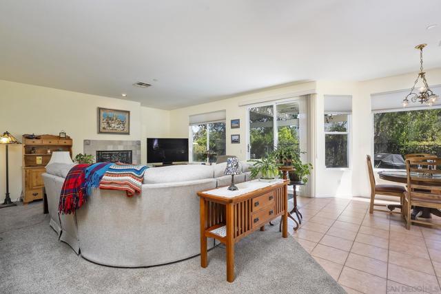 Image 7 of 34 For 2914 Stonefield Dr