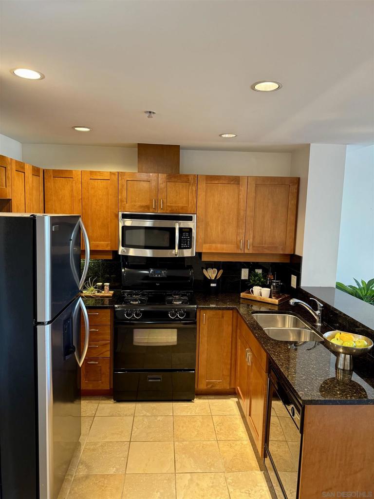 MLS #250042499SD image #5