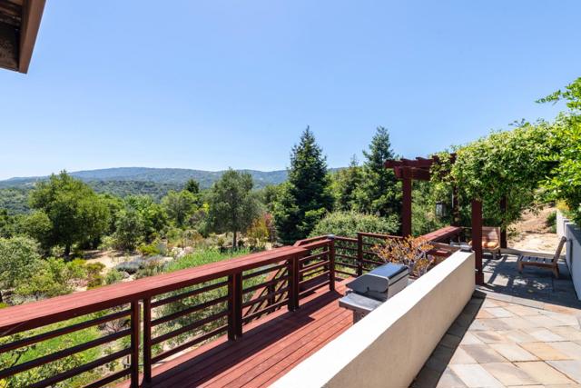 165 Golden Oak Drive, Portola Valley CA: https://media.crmls.org/mediaz/730669c6-d2ff-4ffe-8daf-01e0f95effaa.jpg