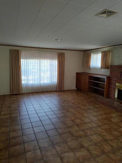 861 Enterprise Road, Hollister CA: https://media.crmls.org/mediaz/7306ccd6-0b68-4b86-a31c-636bea4643d2.jpg