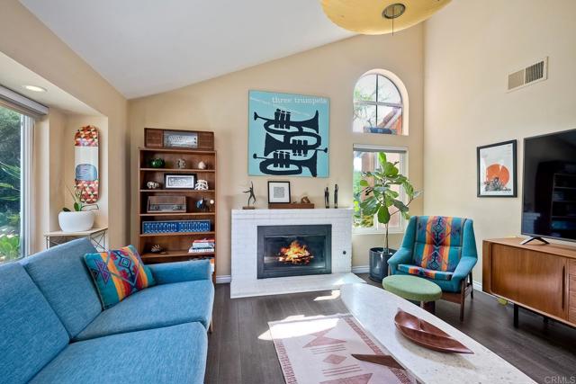 Detail Gallery Image 6 of 35 For 316 Winters Ct, San Marcos,  CA 92069 - 4 Beds | 3 Baths