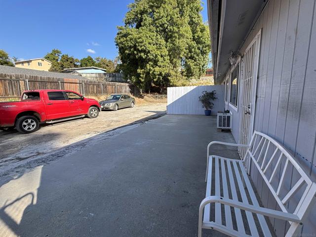 8209 8211 Jema Way, Lakeside CA: https://media.crmls.org/mediaz/7309513f-4f7d-4918-933e-025fa63d112c.jpg
