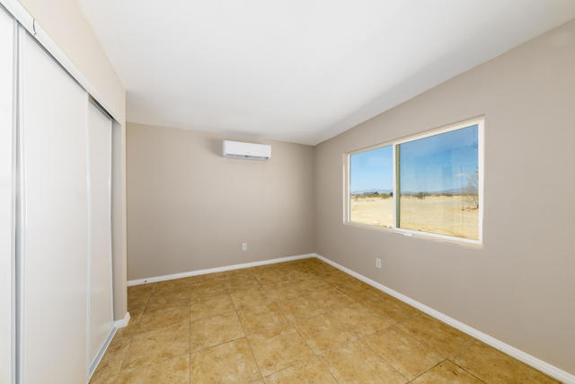 84417 Amboy Road, 29 Palms CA: https://media.crmls.org/mediaz/73097561-4e64-4163-8fdb-add0ad9795fb.jpg