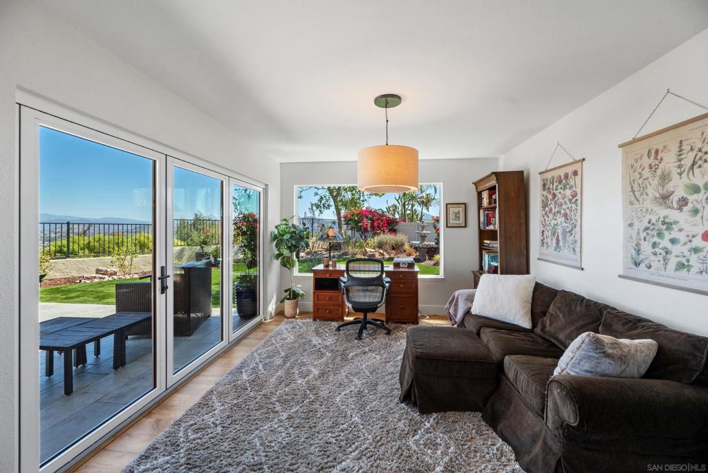 16396 Avenida Suavidad - photo 9