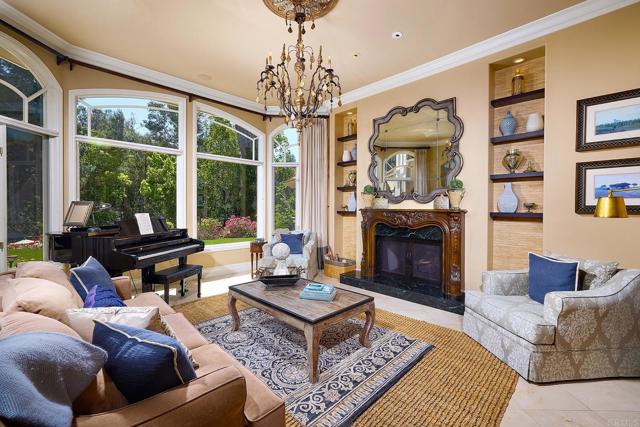 Detail Gallery Image 4 of 33 For 17487 Calle Mayor, Rancho Santa Fe,  CA 92067 - 6 Beds | 5/1 Baths