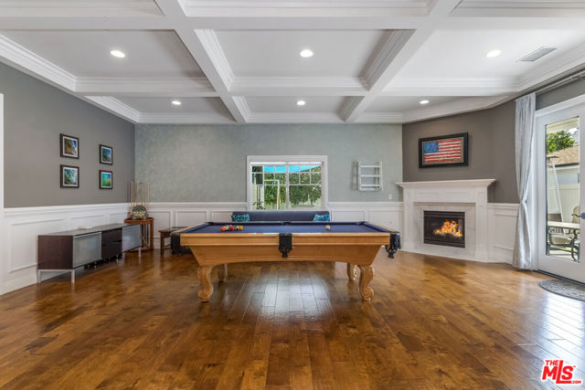4728 Vesper Avenue, Sherman Oaks CA: https://media.crmls.org/mediaz/730c57b4-ce10-4d9f-8b92-5cd500a86e7b.jpg