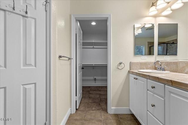 908 Valerie Lane, Tehachapi CA: https://media.crmls.org/mediaz/730c9033-eacd-4731-b2dc-683c9eefb80a.jpg