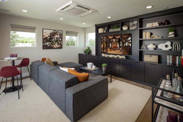 344 Waypoint Drive, Napa CA: https://media.crmls.org/mediaz/730cabf1-05c0-4cbb-b892-43fc266841ee.jpg