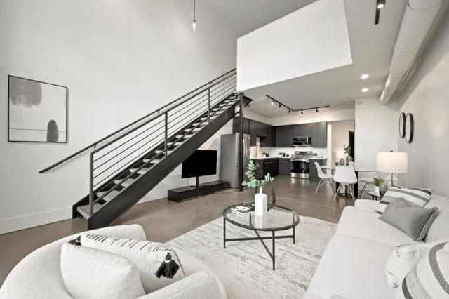 925 The Alameda, San Jose CA: https://media.crmls.org/mediaz/730d3753-b8ec-4d3a-b27c-548ca3cd6976.jpg