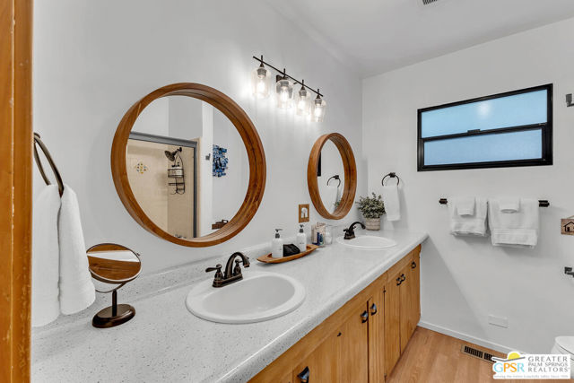 26540 Crestview Drive, Idyllwild CA: https://media.crmls.org/mediaz/730dd5c7-1e3e-4543-93c9-a1c0aee0a038.jpg