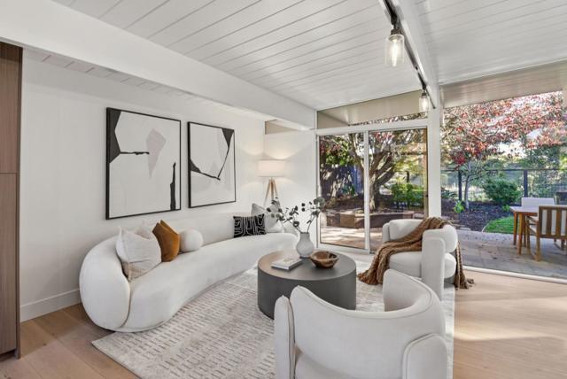 2275 Allegheny Way, San Mateo CA: https://media.crmls.org/mediaz/730f069b-3299-4013-b83c-2787615a9d14.jpg