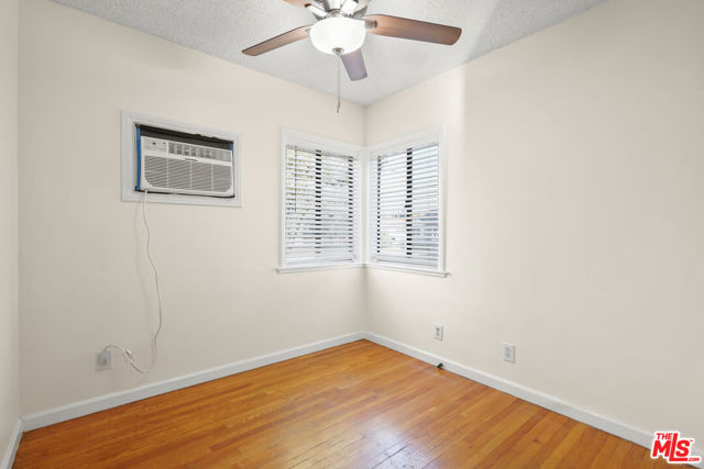 1505 North Niagara Street photo 8