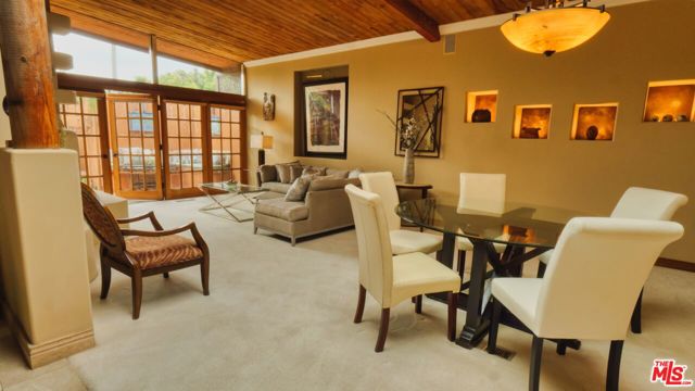 5803 Wooster Avenue, Los Angeles CA: https://media.crmls.org/mediaz/731224ee-c088-4d8d-9301-758ea7599a53.jpg