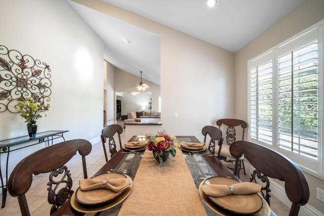 43512 Via Magellan Drive, Palm Desert CA: https://media.crmls.org/mediaz/731291c9-e8fc-4979-ba4b-ad9773daae2d.jpg