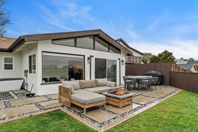 4328 Huggins St, San Diego CA: https://media.crmls.org/mediaz/7312e59a-dd02-4674-b839-fddeeb8350c8.jpg