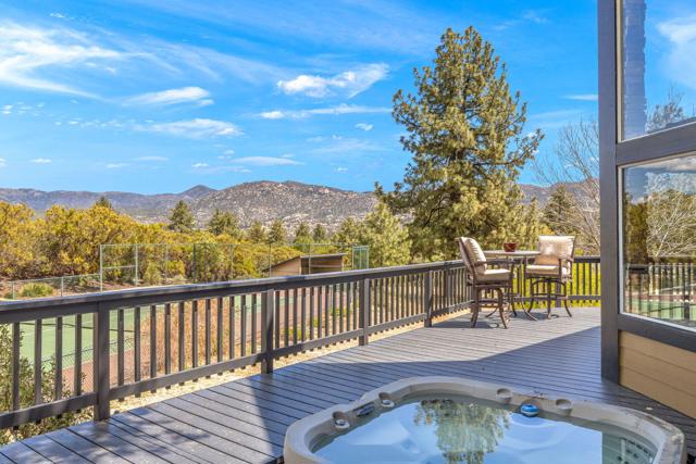 36958 Goldshot Creek Road, Mountain Center CA: https://media.crmls.org/mediaz/73135651-137e-40b9-9e76-679f456a6de3.jpg