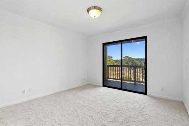 17 Carriage Lane, Scotts Valley CA: https://media.crmls.org/mediaz/7313ed68-c21e-4390-a726-65827bf275c4.jpg