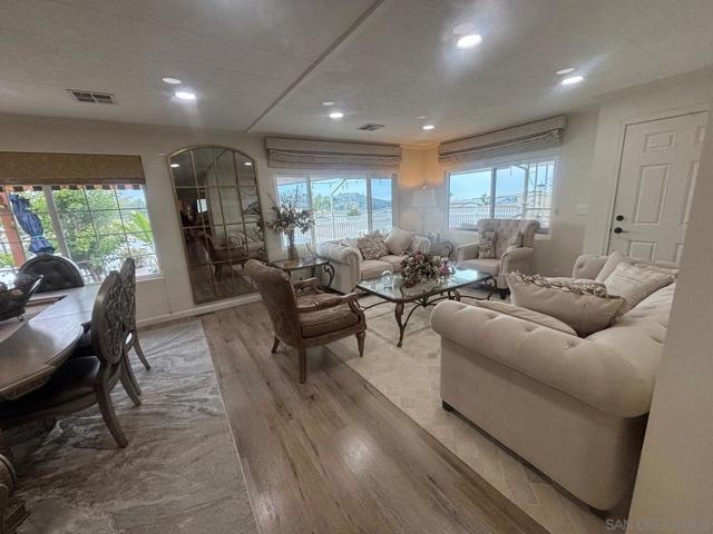 1930 W San Marcos Blvd, San Marcos CA: https://media.crmls.org/mediaz/73149894-9cca-4a41-93d7-bc1df767bb4f.jpg