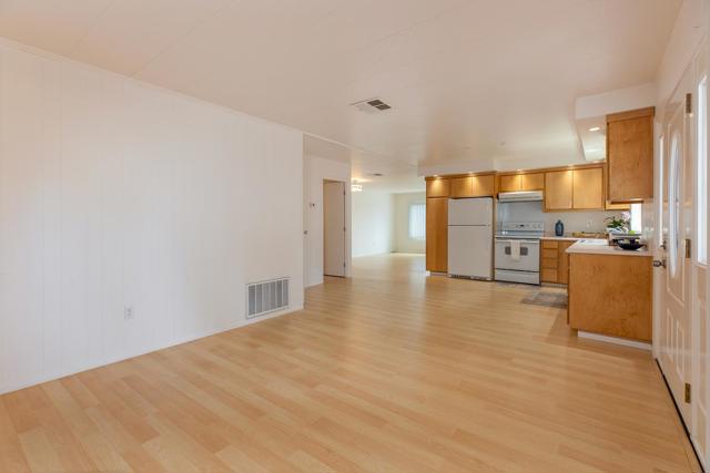3301 Ashwood Way, Soquel CA: https://media.crmls.org/mediaz/73160cb5-293e-4185-95f5-0a4295783a67.jpg
