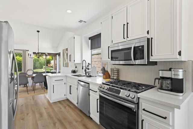 78635 Villeta Drive, La Quinta CA: https://media.crmls.org/mediaz/73171143-53cc-4393-8fb0-2ea6f9015752.jpg