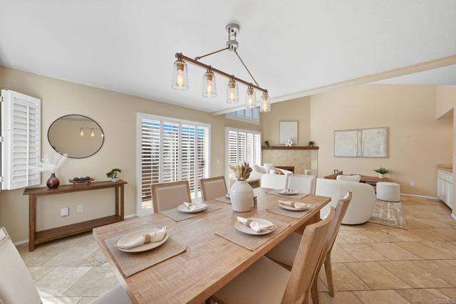 Detail Gallery Image 12 of 55 For 553 a Hygeia Ave. Ave, Encinitas,  CA 92024 - 3 Beds | 2/1 Baths