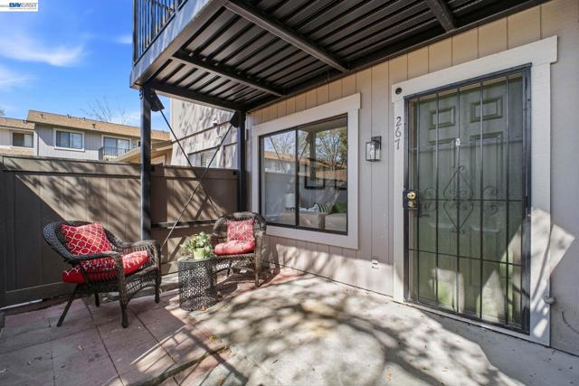 267 Famoso Plz, Union City CA: https://media.crmls.org/mediaz/7318b494-f008-4873-94b1-4996a9ce6b92.jpg