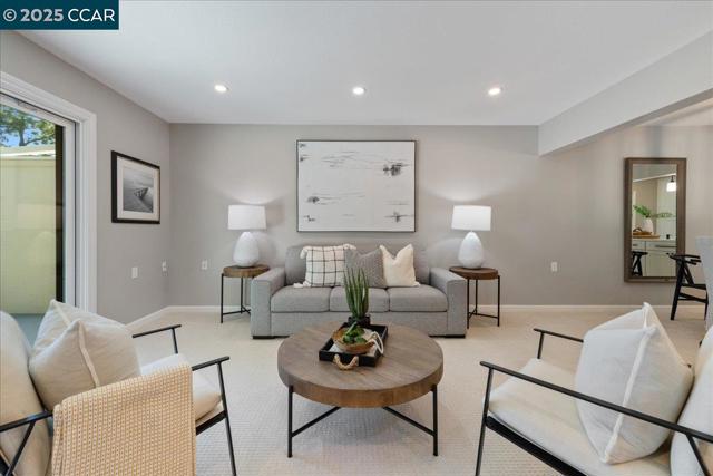 2749 Pine Knoll Dr., Walnut Creek CA: https://media.crmls.org/mediaz/73191708-c95f-4a04-a50f-8f4a3362ae9c.jpg