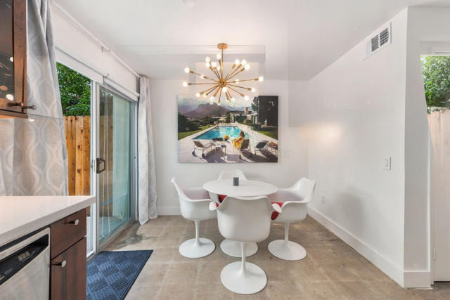1832 N Mira Loma Way, Palm Springs, CA 92262