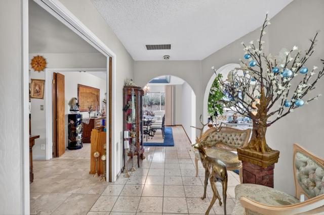 3992 Altadena Lane, San Jose CA: https://media.crmls.org/mediaz/7319d0ed-9b38-4a82-90ed-2100c2e59722.jpg