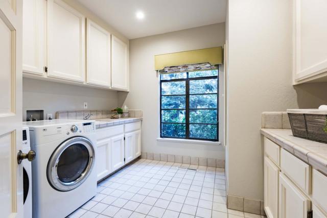 976 Laurel Glen Drive, Palo Alto CA: https://media.crmls.org/mediaz/7319f204-a4e7-47f3-8c7a-83e6006d6097.jpg