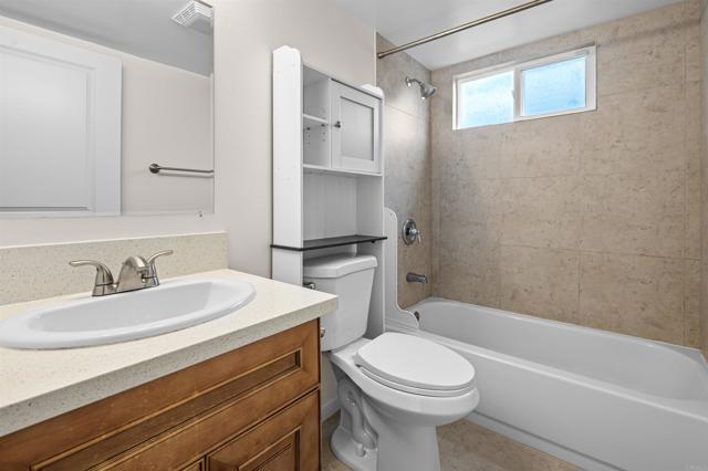 Image 24 of 30 For 3020 Meadow Grove Drive