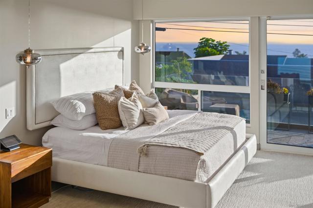 Image 24 of 60 For 2372 Oxford Ave