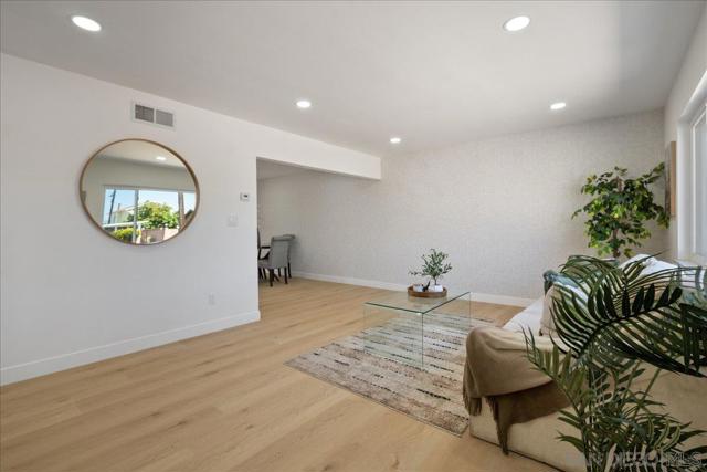1041 Angelo Dr, National City CA: https://media.crmls.org/mediaz/731b3a1b-4dd7-4f49-acb5-ba17b52f5610.jpg