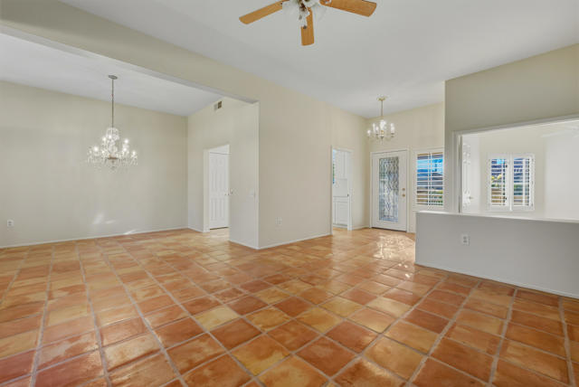 78428 Desert Willow Drive, Palm Desert CA: https://media.crmls.org/mediaz/731bb05a-eef7-44c5-964e-1a8ffc6f75c0.jpg