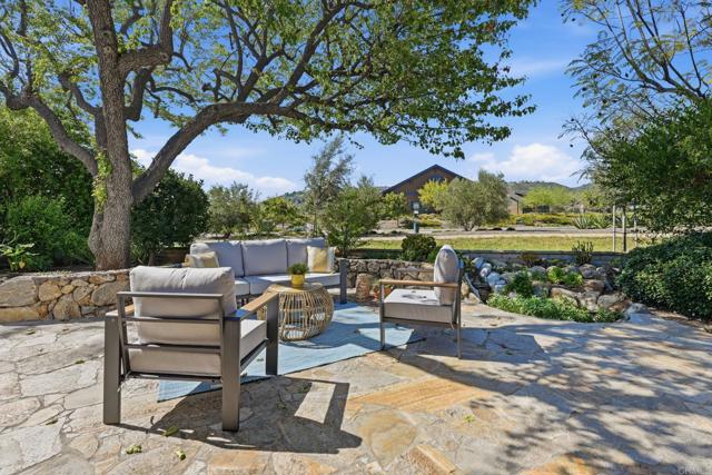 Detail Gallery Image 35 of 39 For 1754 Lorraine Pl, Escondido,  CA 92026 - 3 Beds | 2 Baths