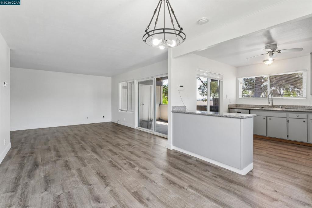 355 Parkview Ter #7