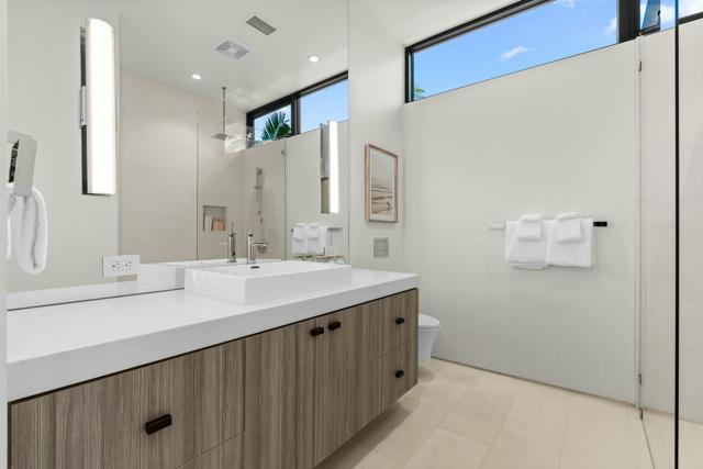 3 Makena Lane, Rancho Mirage CA: https://media.crmls.org/mediaz/731cba50-e52d-4928-b6d2-49d4559df26b.jpg