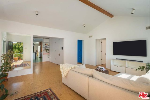 630 N Alta Vista Boulevard, Los Angeles CA: https://media.crmls.org/mediaz/731db9eb-f15f-47aa-af85-5b40448a9cc9.jpg