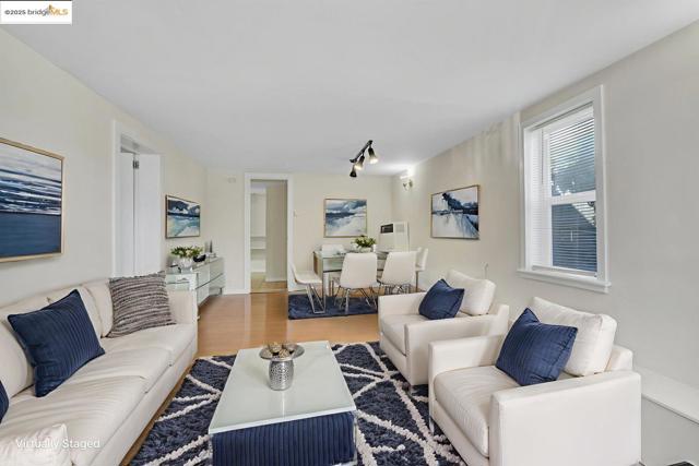 2406 10th, Berkeley CA: https://media.crmls.org/mediaz/731e27f5-810f-4e45-b10c-efcbd7c09b36.jpg