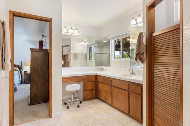 Detail Gallery Image 40 of 60 For 945 El Paseo, Vista,  CA 92084 - 4 Beds | 3 Baths