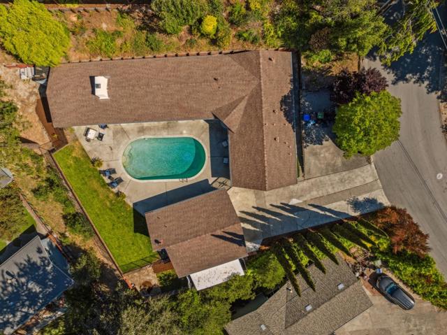 112 Alto Sol Court, Scotts Valley CA: https://media.crmls.org/mediaz/731e6024-9a40-4e4a-837e-ac50859d6e03.jpg