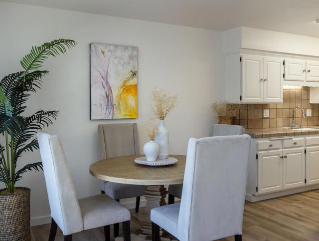 1901 Courtyard Drive, Capitola CA: https://media.crmls.org/mediaz/731e759e-2af9-420e-b3e8-2ff6a952f1b4.jpg
