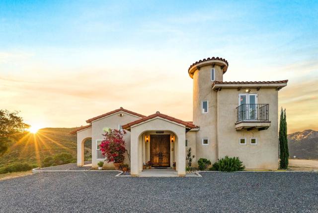 2389 Eric Road, Fallbrook CA: https://media.crmls.org/mediaz/731ff694-ac3b-4dd5-9bde-fd16590fd2f3.jpg