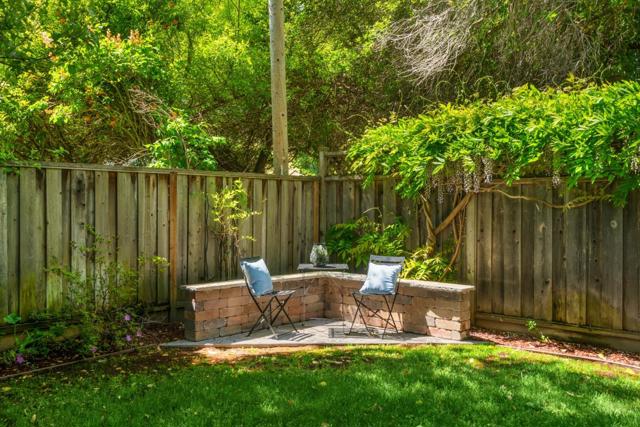 137 Fairmead Lane, Los Gatos CA: https://media.crmls.org/mediaz/7320d23b-d72e-4c38-bbca-878ab23ef25a.jpg