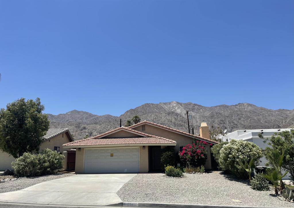 53085 Avenida Obregon, La Quinta, CA 92253