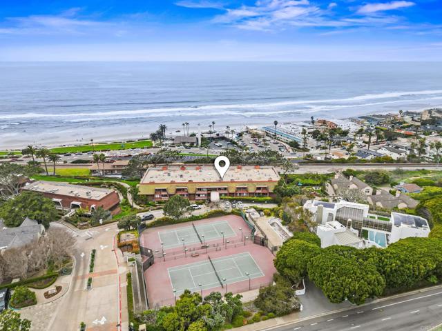 1562 Camino Del Mar, Del Mar CA: https://media.crmls.org/mediaz/73219b47-09ac-4e3a-9855-8d5fa818c3e3.jpg