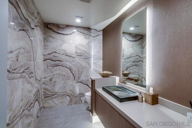 2885 Gate Three Place, Chula Vista CA: https://media.crmls.org/mediaz/7321cb14-050f-4ee6-8737-a90b4ee3fd2b.jpg