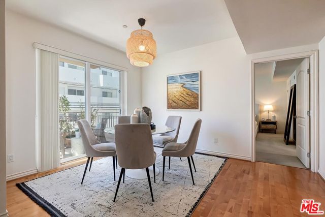 1241 S Westgate Avenue, Los Angeles CA: https://media.crmls.org/mediaz/7321eef9-275b-402f-b613-deec1fedc1b5.jpg